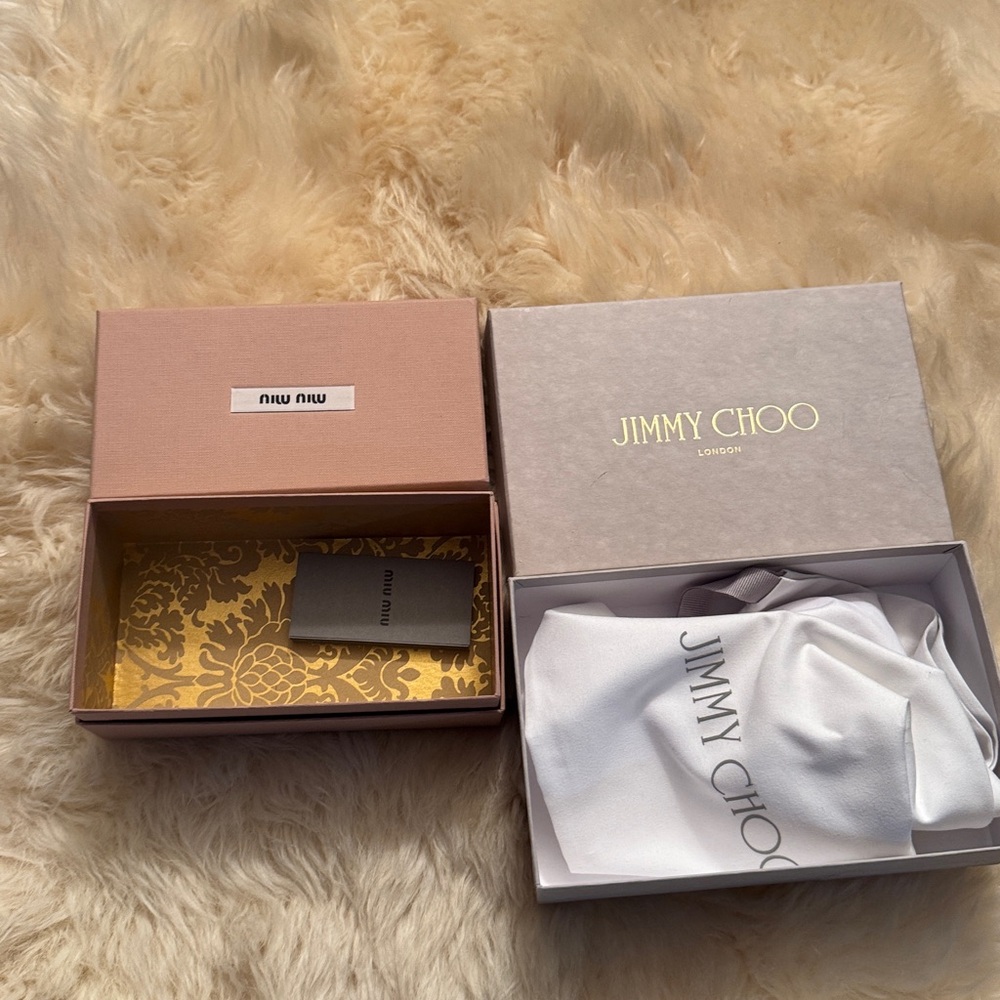 💯Jimmy Choo 2 White Dust Bags and Gray Box Set,and Miu Miu box 🤩